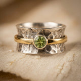 Bague rustique en argent et or
